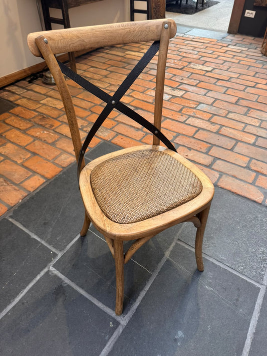 Chaise en chêne massif