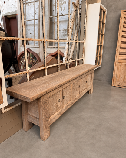 Sideboard (45 x 233 x 71 cm)