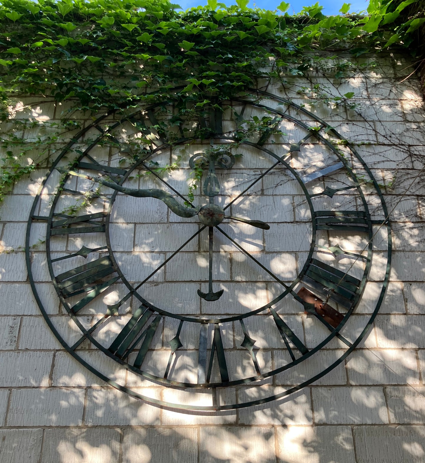 Wall clock...for those who think really big