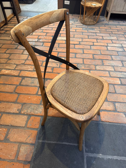 Chaise en chêne massif