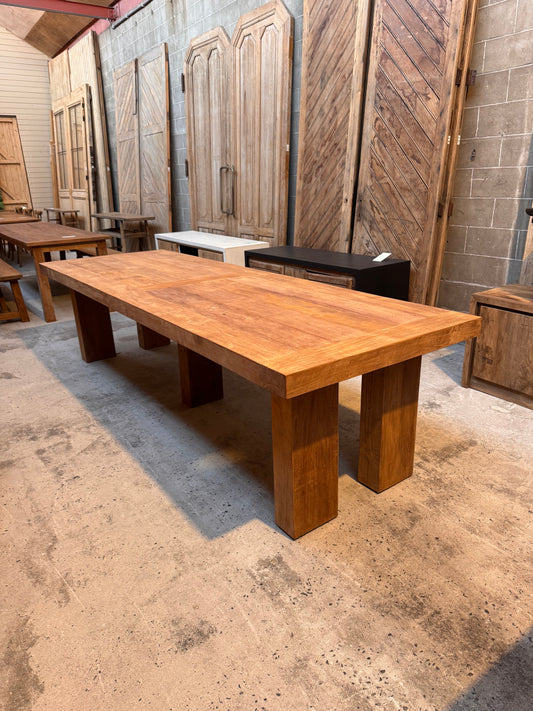 Table en teck (100 x 300 cm)