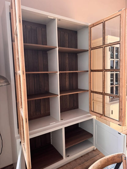 Display cabinet (50 x 143 x 236,5 cm)